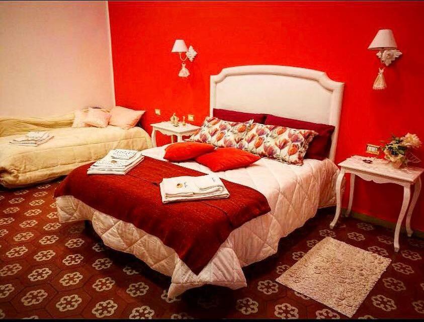 B&B Resta Cu Mme Неаполь Экстерьер фото